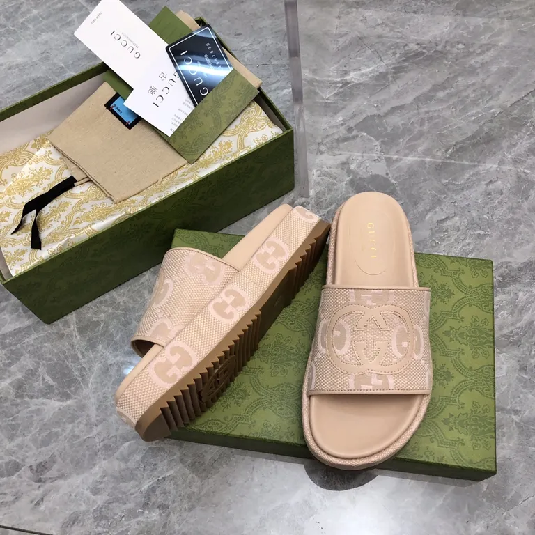 Gucci Shoe 